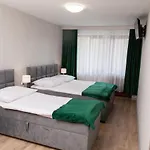Osrodek Wypoczynkowy Pod Debem Bed & Breakfast 3*