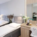 奥斯罗德克韦皮斯恩科维博德贝姆度假村 3* Wojtowice