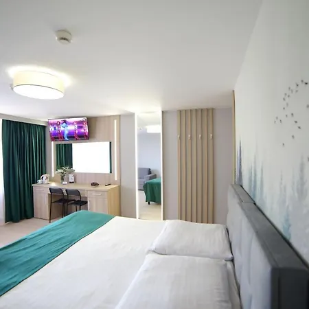 Bed & Breakfast Osrodek Wypoczynkowy Pod Debem