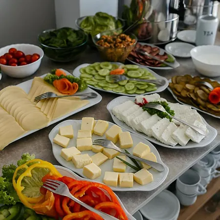 Bed & Breakfast Osrodek Wypoczynkowy Pod Debem Wojtowice