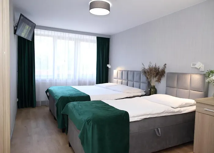 Osrodek Wypoczynkowy Pod Debem 3*