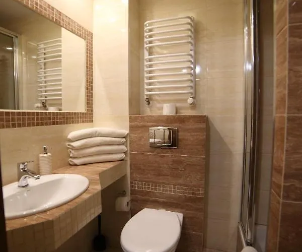 Osrodek Wypoczynkowy Pod Debem Bed & Breakfast Wojtowice