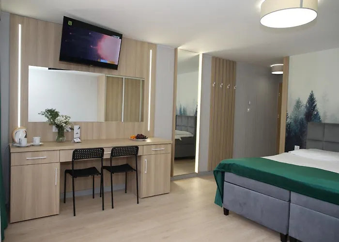 Osrodek Wypoczynkowy Pod Debem Bed & Breakfast