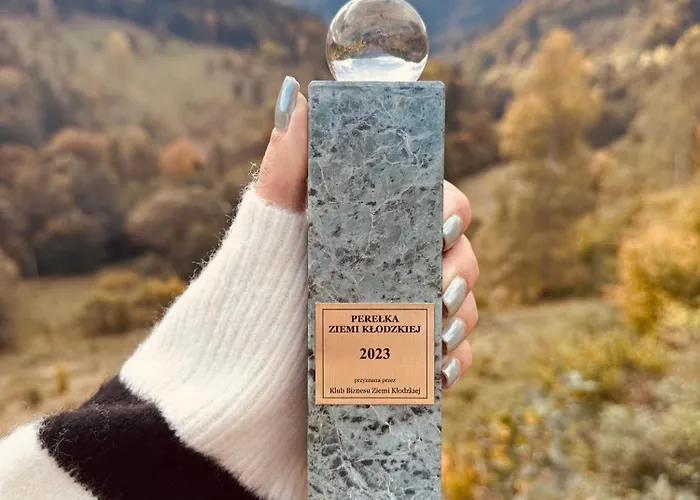 Bed & Breakfast Osrodek Wypoczynkowy Pod Debem 3*